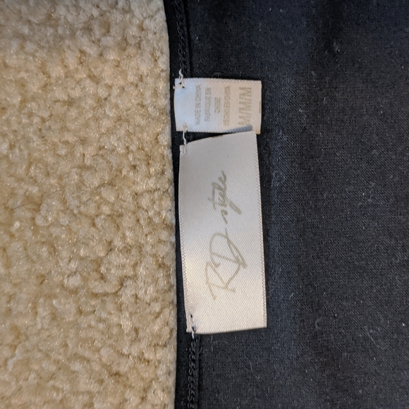 Mixed Media Camo Top - Picture 4 of 7